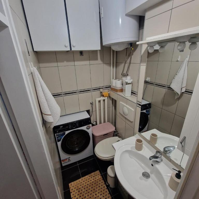 Matchbox Apartment Sarajevo - Apartman sa 2 Spavaće Sobe - 17