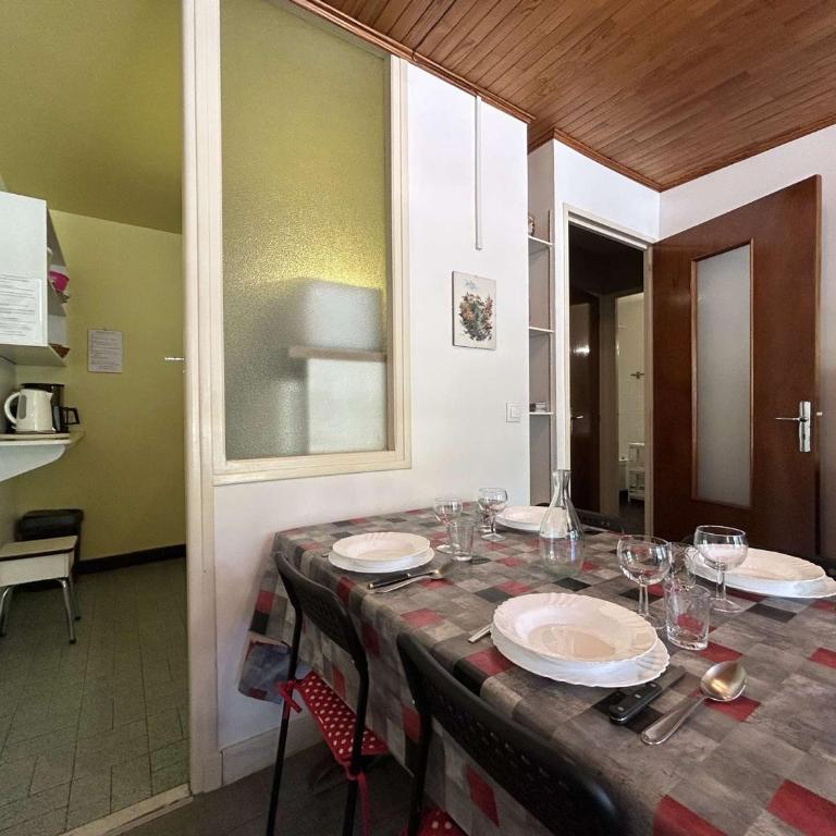 Confort à la montagne, studio spacieux 4 pers., centre Montgenèvre - FR-1-330D-99 - Appartement (4 Adultes) - 3