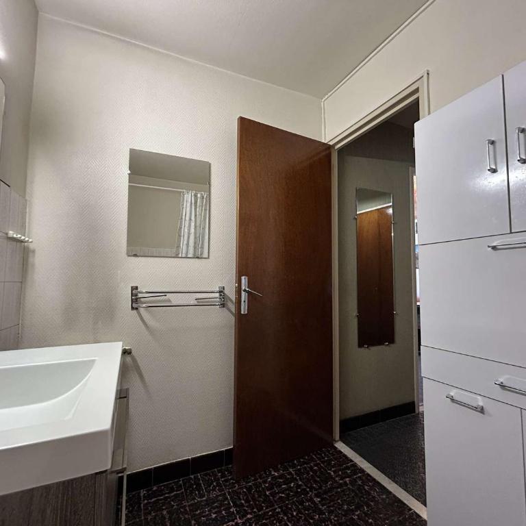 Confort à la montagne, studio spacieux 4 pers., centre Montgenèvre - FR-1-330D-99 - Appartement (4 Adultes) - 11