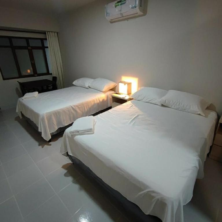 Amaca Hostal - Habitación cuádruple - 21