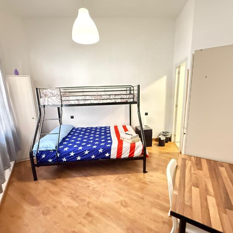 HomeStay Lopez Pando - Two-Bedroom Apartment - 18