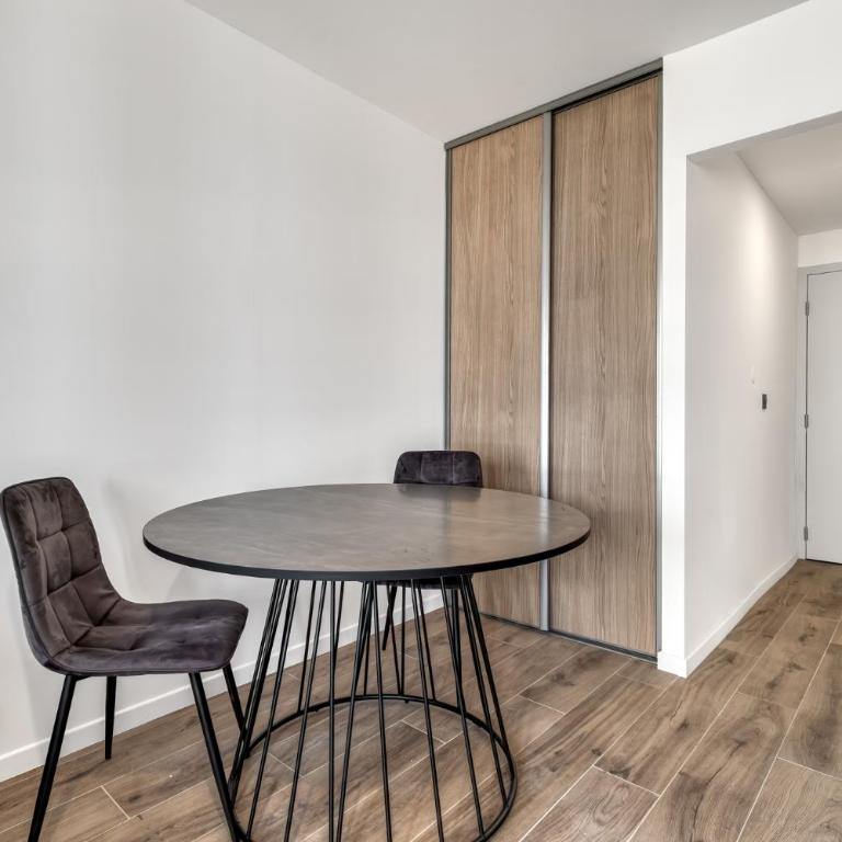 Studio de charme rénové calme et lumineux - Monolocale - 11