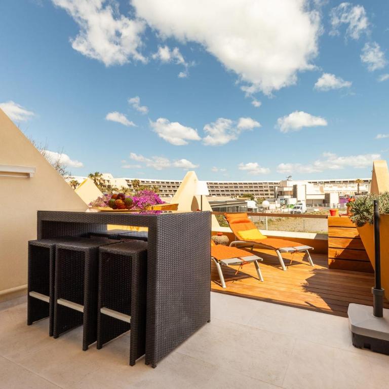 Tiffanys Heliopolis Design & premium apartment with terrace - Apartment - 8