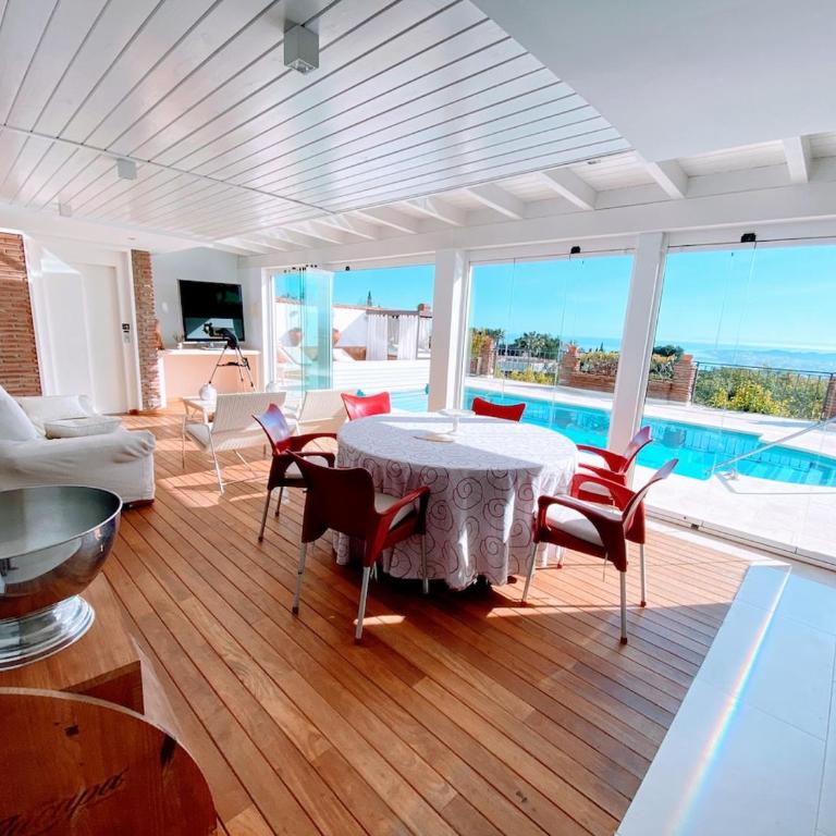 House with sea views and swimming pool - Villa - 2