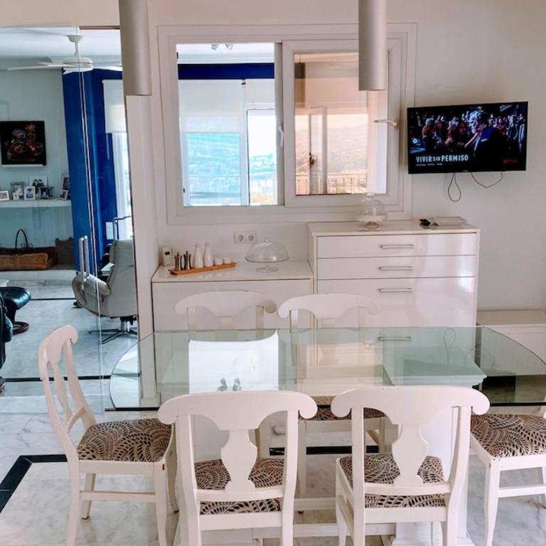 House with sea views and swimming pool - Villa - 17