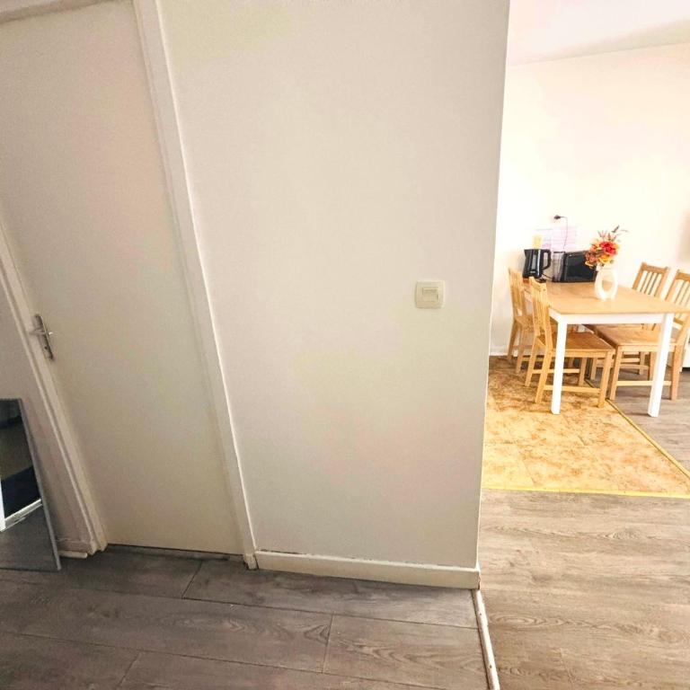 Apart 300m to Arc de Triomphe - One-Bedroom Apartment - 19