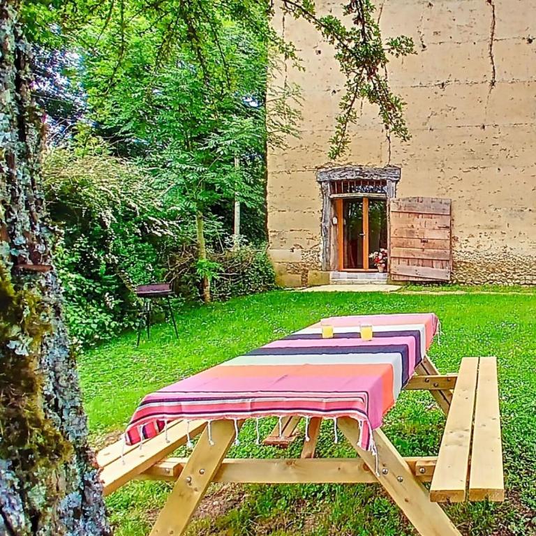 La Bergerie gîte de charme au calme lac de Paladru - Maison de Vacances - 11