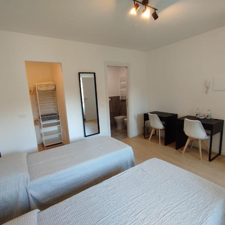 Affittacamere il Ciliegio - Camera Matrimoniale/Doppia con Letti Singoli con Bagno Privato - 3
