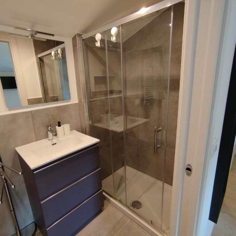 Affittacamere il Ciliegio - Camera Matrimoniale/Doppia con Letti Singoli con Bagno Privato - 7