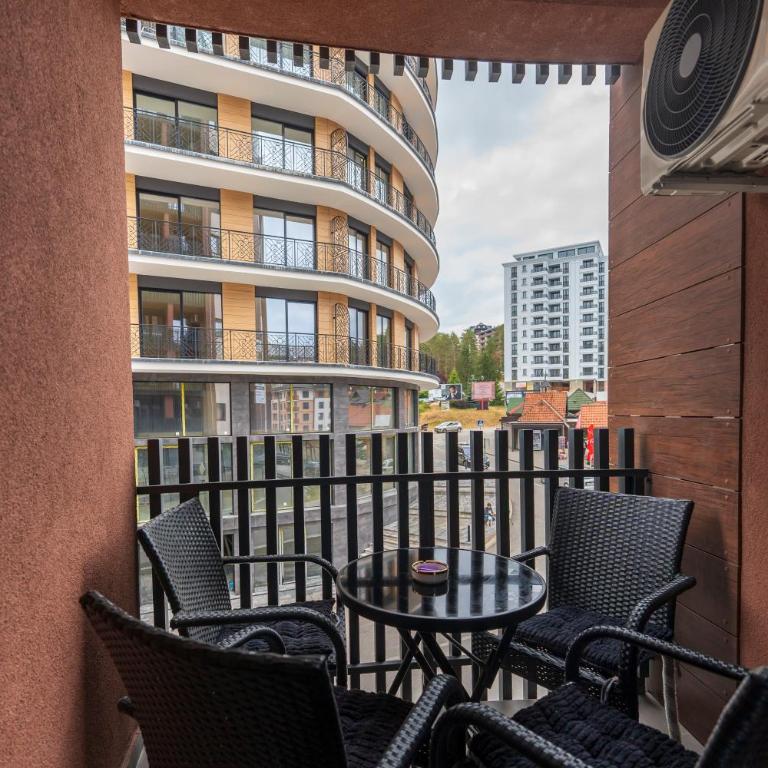 Balkan 7 - One-Bedroom Apartment - 10