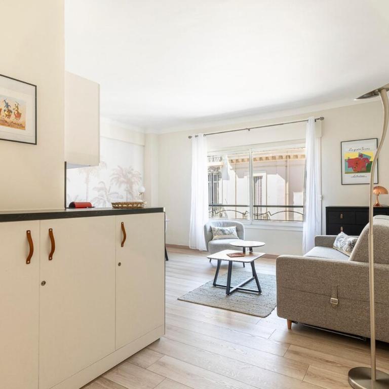 Le 45 Clémenceau - Superbe logement proche plages et Palais - Appartement 1 Chambre - 1