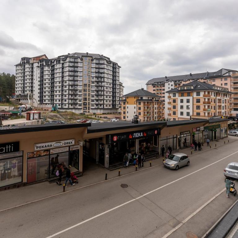 Balkan 8 - One-Bedroom Apartment - 8