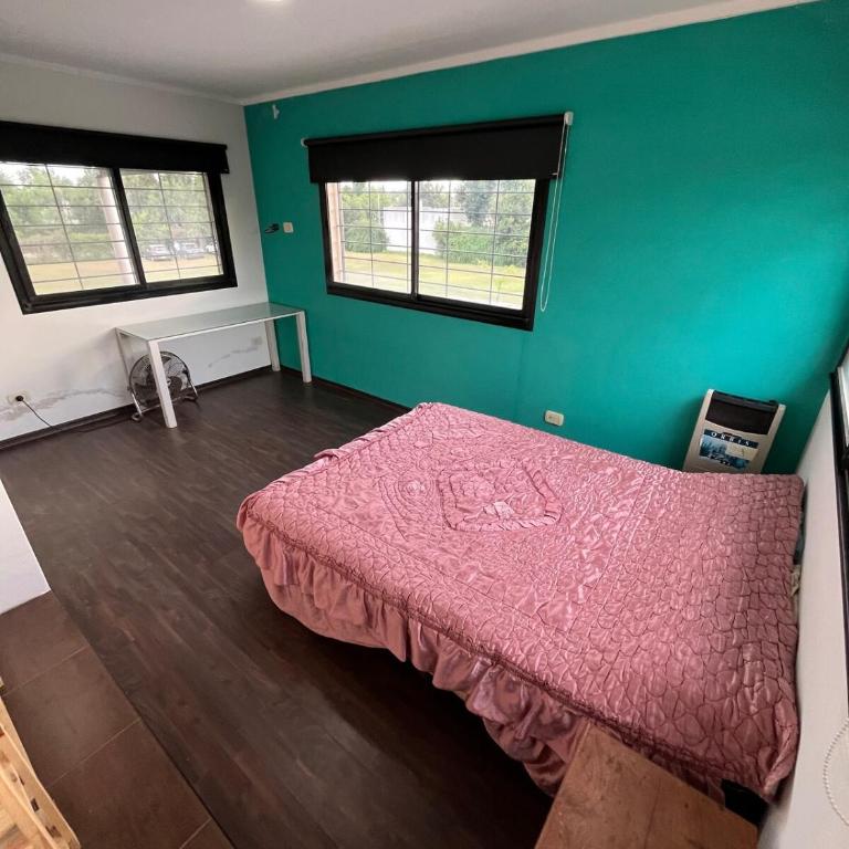 Quinta con pileta y cancha de FB - Casa con 1 dormitorio - 8