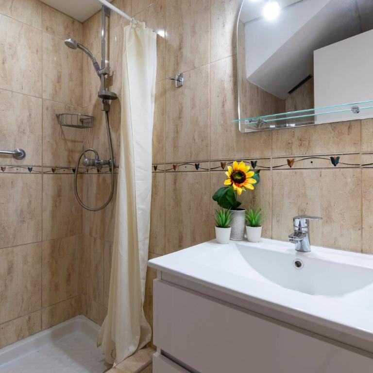 Lovely 1 Bedroom Apartment Communal Heated Pool - Apartamento de 1 dormitorio - 8