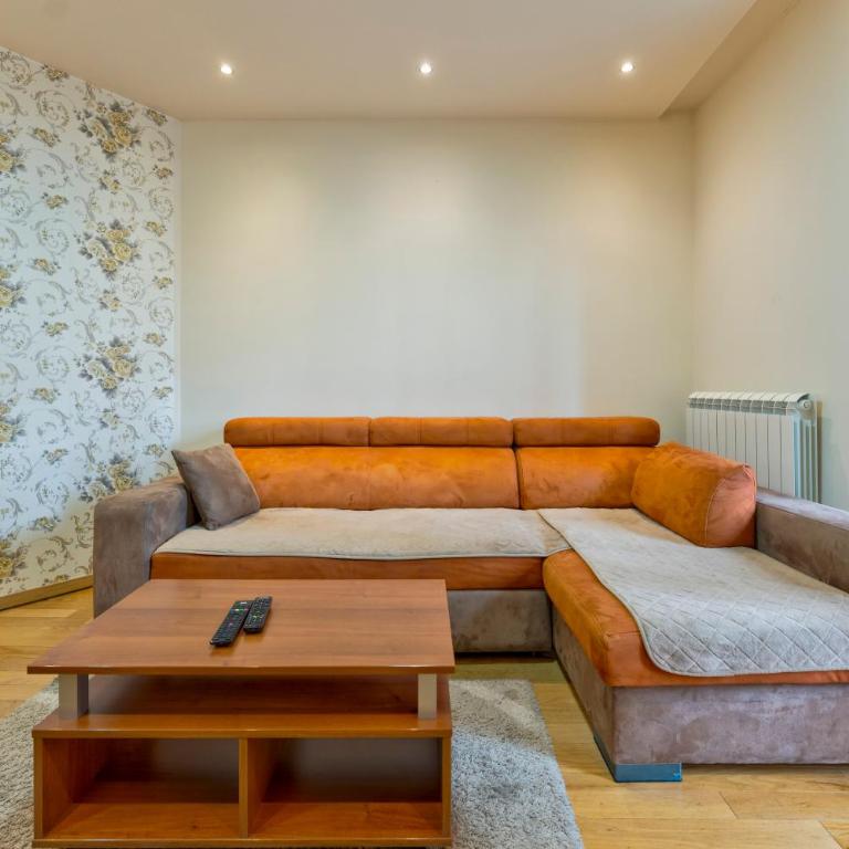 Kalman Dunja - One-Bedroom Apartment - 4