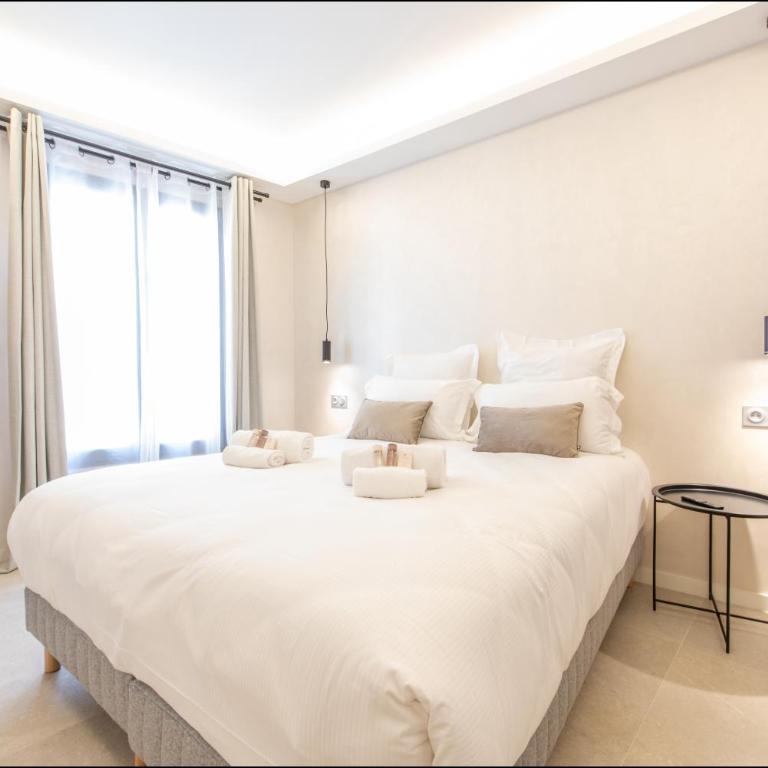 Hôtel Particulier Marceau - Central Cannes - New - Walk to La Croisette - DELTA - Four-Bedroom Suite with balcony - 1