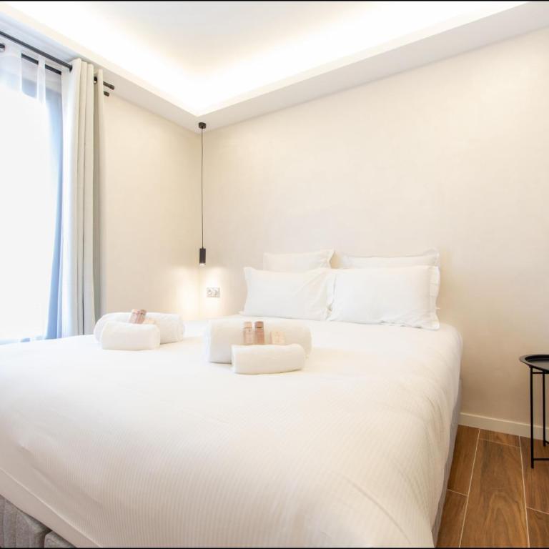 Hôtel Particulier Marceau - Central Cannes - New - Walk to La Croisette - DELTA - Four-Bedroom Suite with balcony - 13
