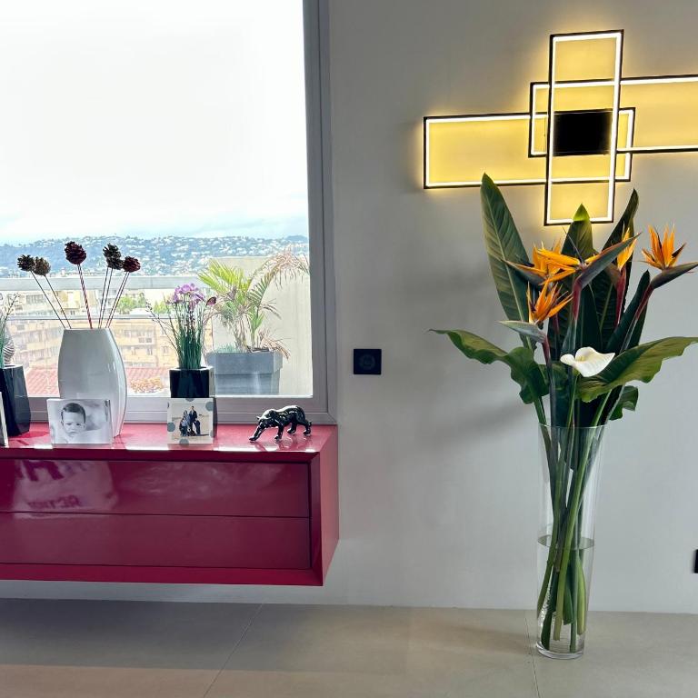 TOP 2 Bedrooms 2 Baths 2 WCs Terrasse Juan Les Pins - Appartamento con 2 Camere da Letto - 2