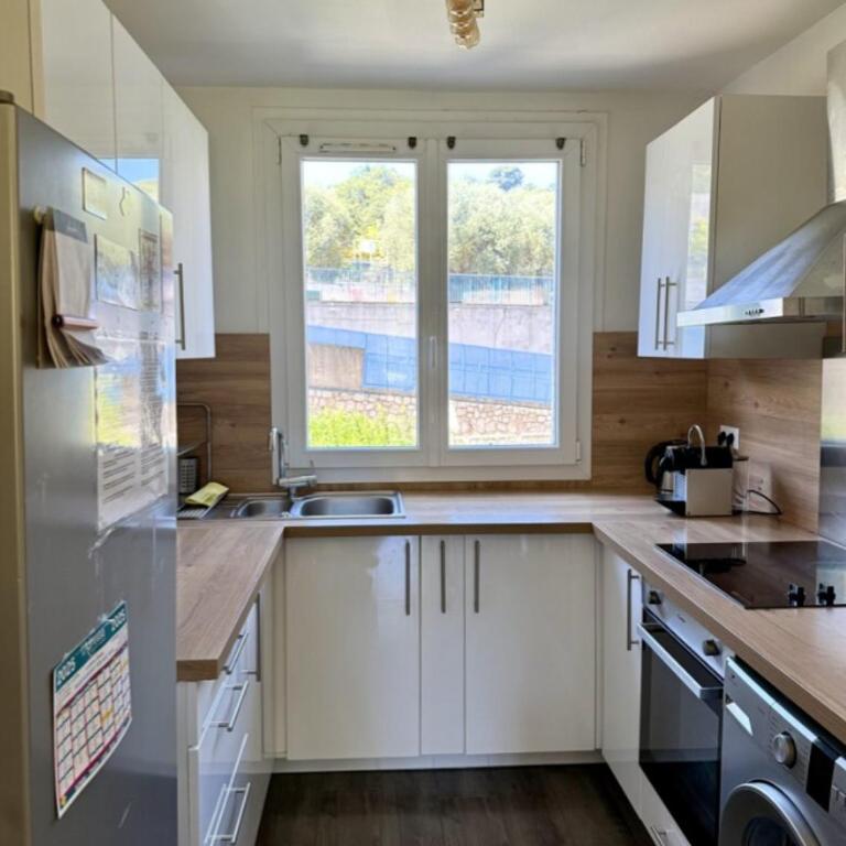 Peaceful Nice Apartment Garden View, 20 min from beach - Apartamento de 3 dormitorios - 13