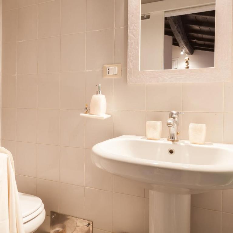 Endless beauty - Charming attic in the heart of Rome - Appartamento - 30