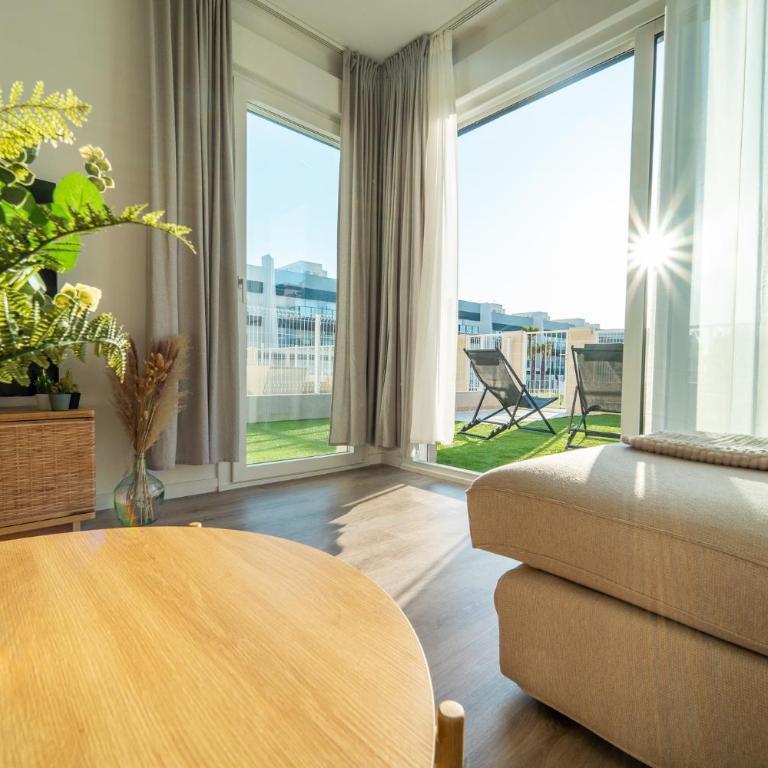 Apartment Casa del Sol - Two-Bedroom Apartment with Terrace - 18