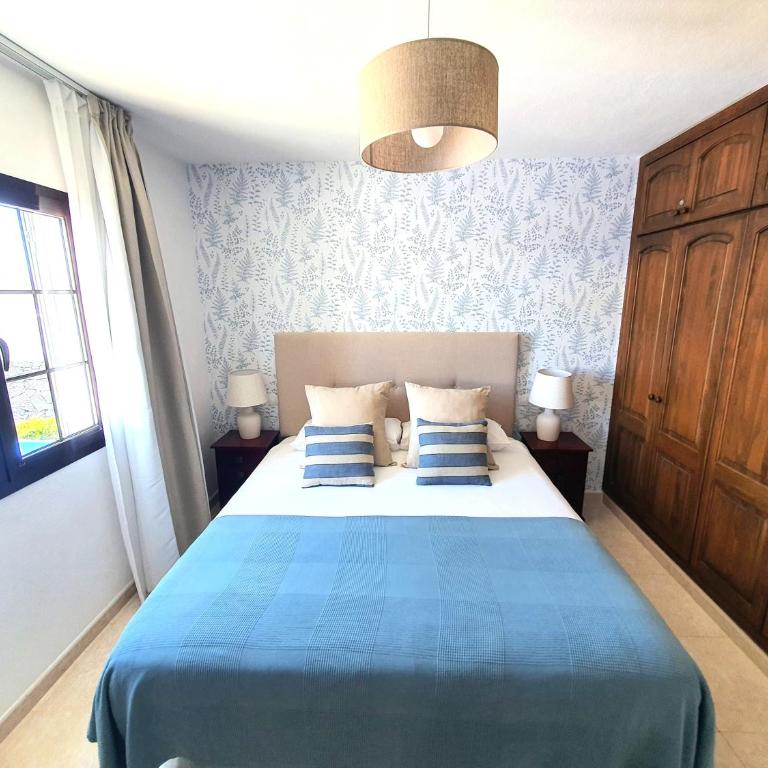 Villa Alberto Private Heated Pool, Jacuzzi, Sea Views - Villa - 18