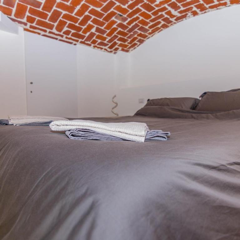 Industrial Loft -center of Turin- by HAPPYHOSTORINO - One-Bedroom Standard Apartment - 23