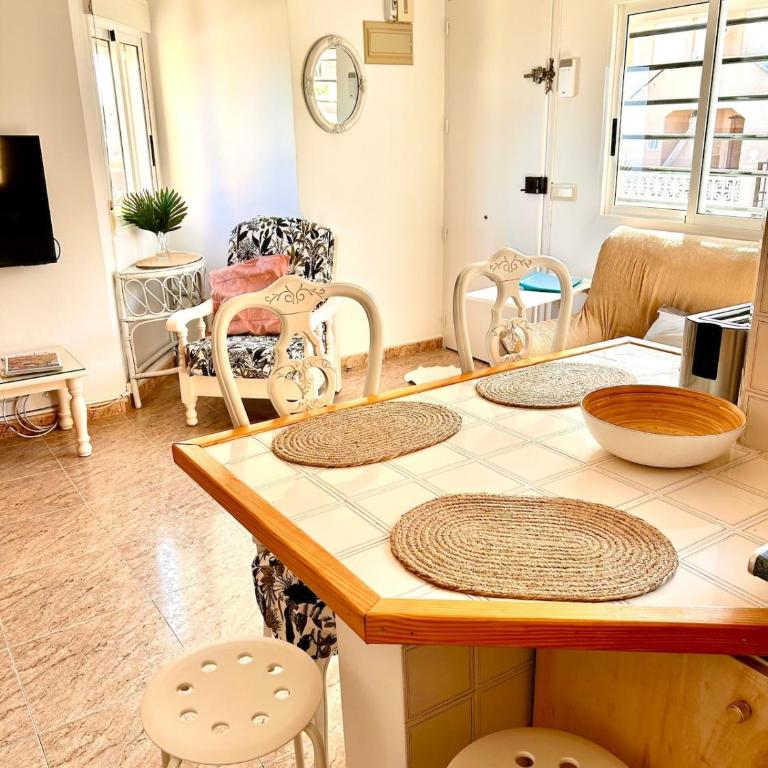 Casa Bellevue - Two-Bedroom Apartment with Balcony and Terrace - 25