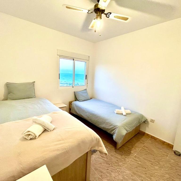 Casa Bellevue - Two-Bedroom Apartment with Balcony and Terrace - 33