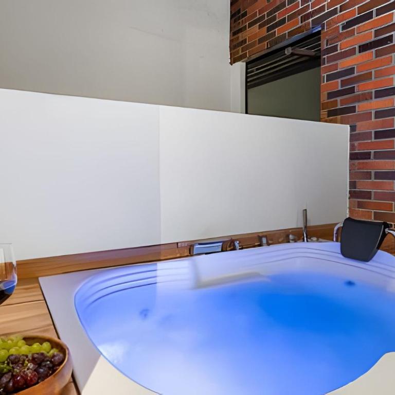 Casa Solei 12-9 - Apto Elegante con Jacuzzi/ AC - Apartment - 1