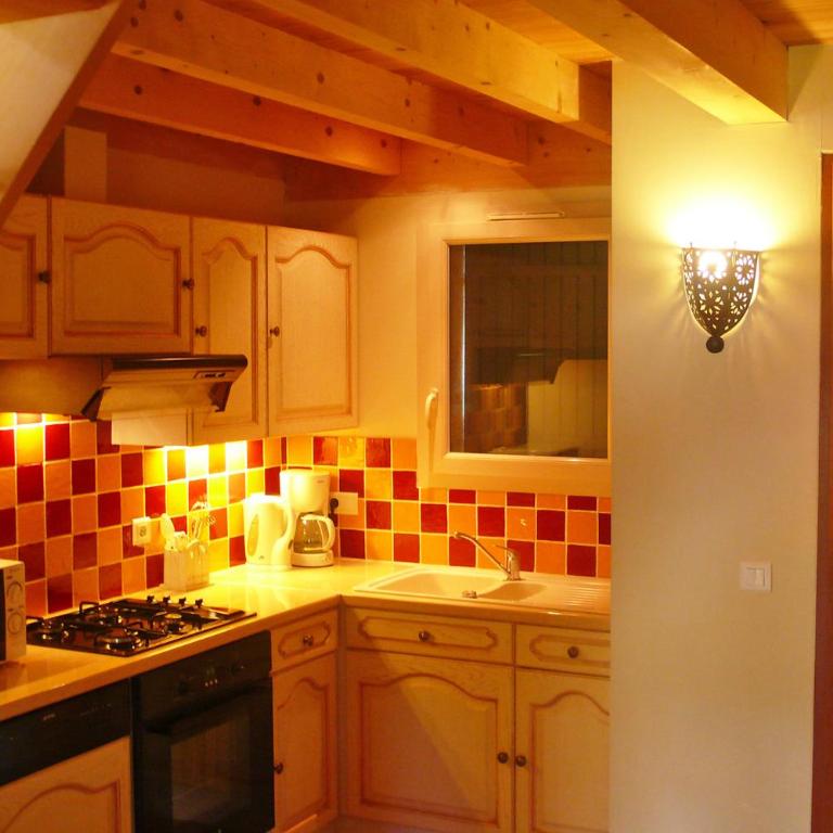 Gîtes les Cerisiers 1 - Maison 4 Chambres - 3