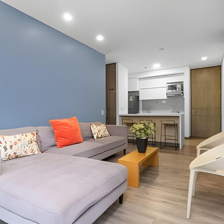 Class Suites 202 - Colorido con piscina y gym - Apartment - 4