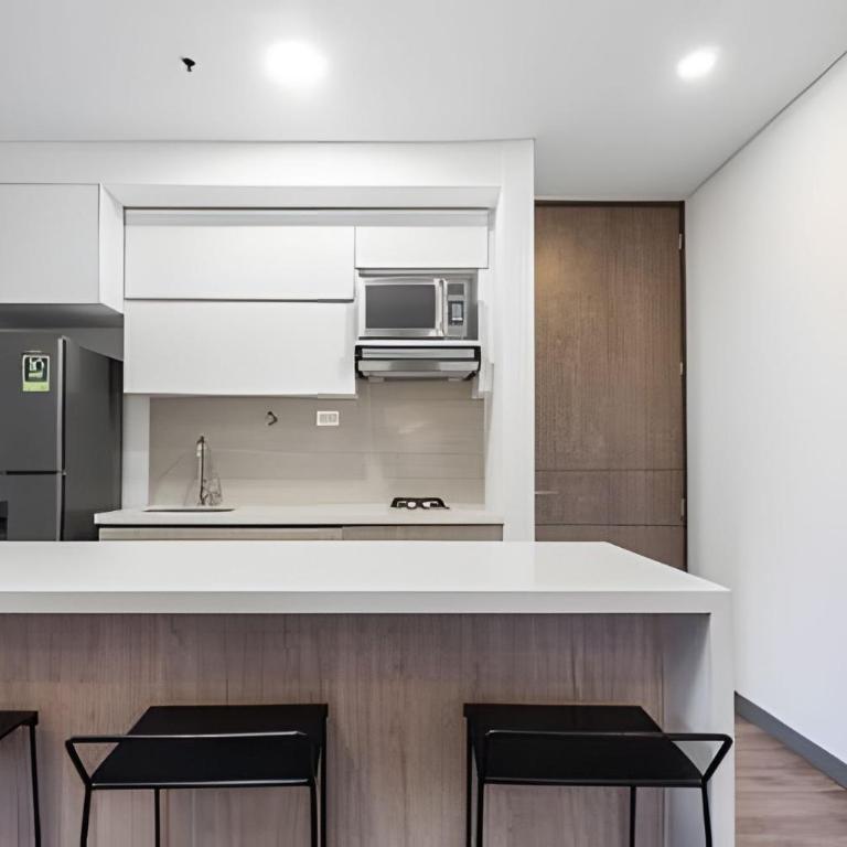 Class Suites 202 - Colorido con piscina y gym - Apartment - 20