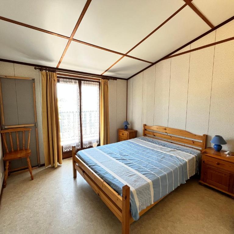 Domaine de vacances TAMARIS, à 600m de la plage, villa 3 chambres et séjour clic clac, wifi, cuisine climatisée, 7 couchages animations et piscines en supplément - LRTAMS10 - Maison 4 Chambres - 10