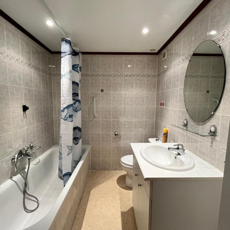 Domaine de vacances TAMARIS, à 600m de la plage, villa 3 chambres et séjour clic clac, wifi, cuisine climatisée, 7 couchages animations et piscines en supplément - LRTAMS10 - Maison 4 Chambres - 13
