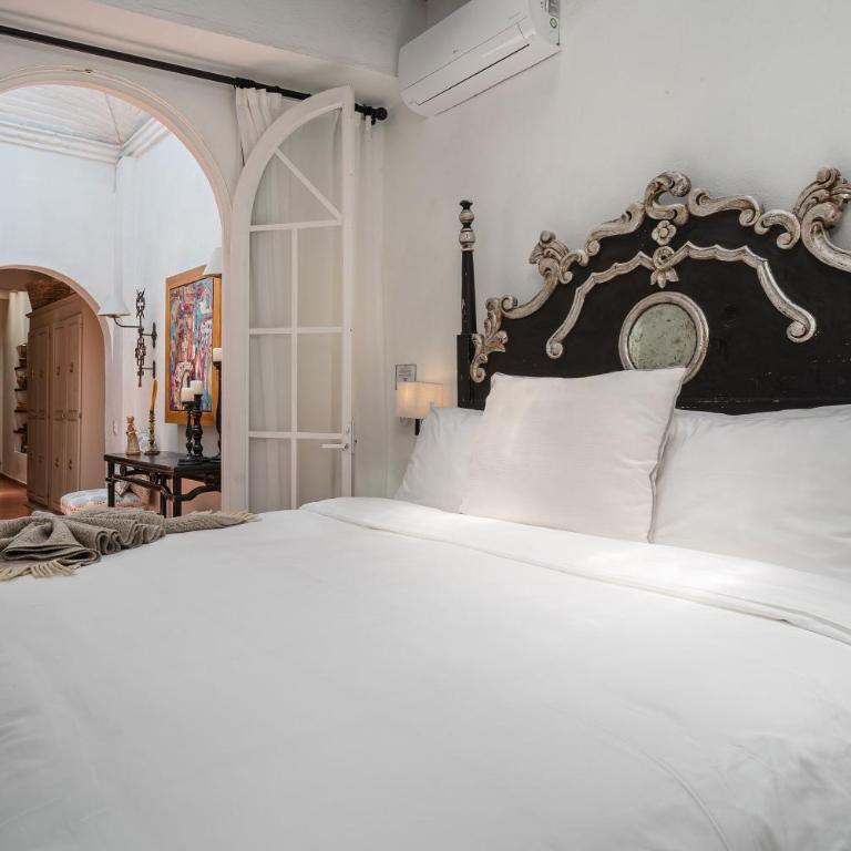 Casa Jari, 2BR Centro Home with Rooftop Terrace - Two-Bedroom House - 1