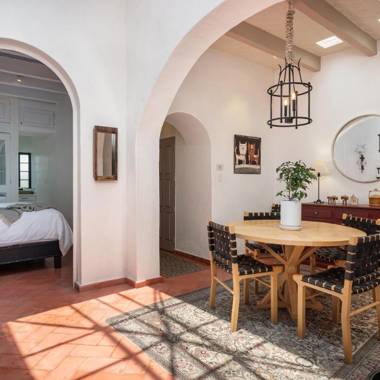 Casa Jari, 2BR Centro Home with Rooftop Terrace - Two-Bedroom House - 9