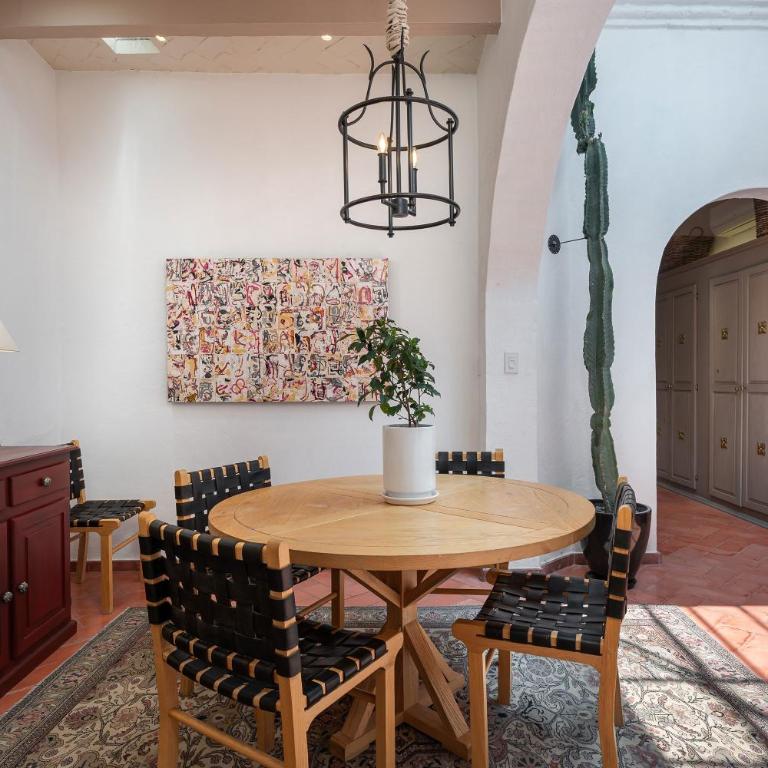 Casa Jari, 2BR Centro Home with Rooftop Terrace - Two-Bedroom House - 11