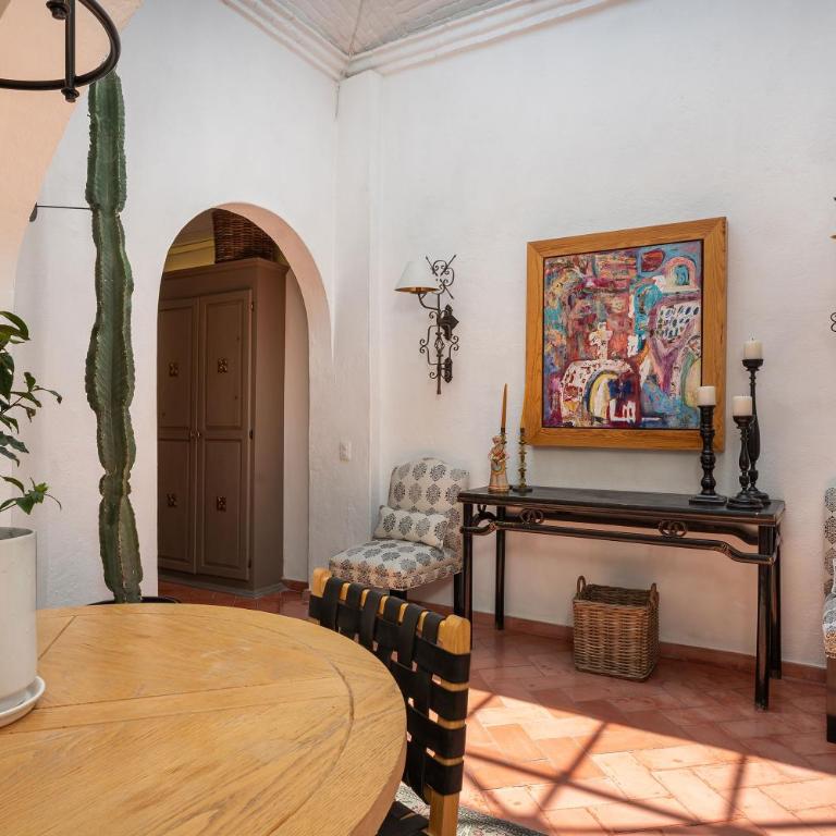 Casa Jari, 2BR Centro Home with Rooftop Terrace - Two-Bedroom House - 8