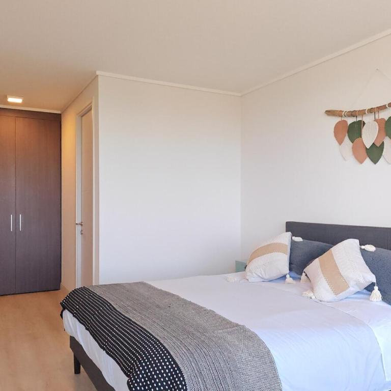 Stunning Lake & Volcano Views - Two-Bedroom Apartment - 19