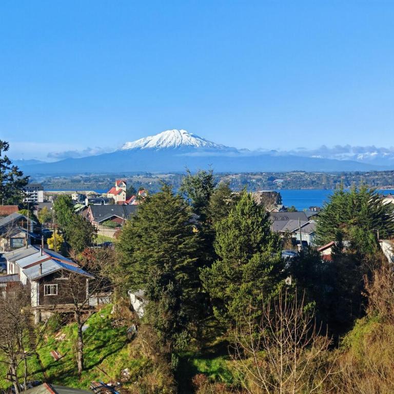 Stunning Lake & Volcano Views - Two-Bedroom Apartment - 25