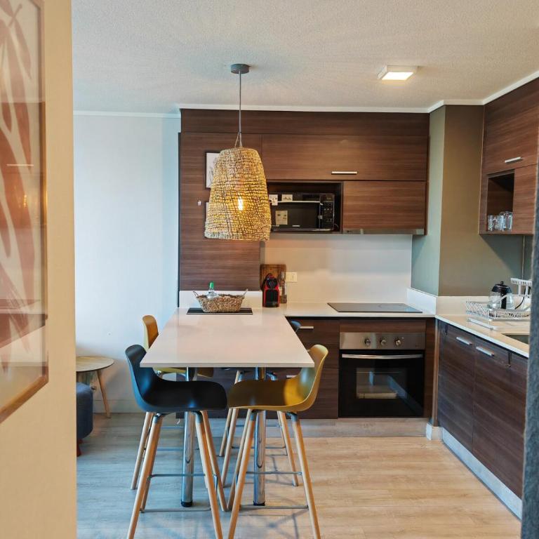 Stunning Lake & Volcano Views - Two-Bedroom Apartment - 28