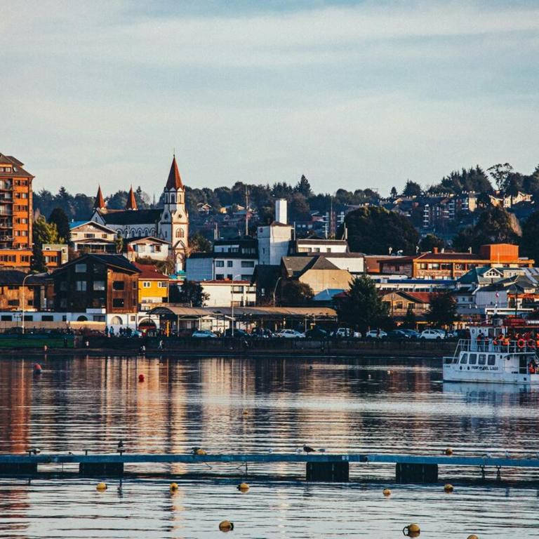 Stunning Lake & Volcano Views - Two-Bedroom Apartment - 32