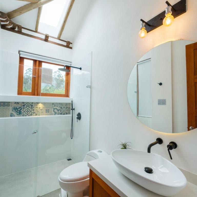 CasaBlanca1 - Three-Bedroom House - 21
