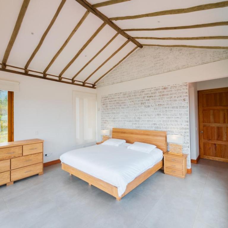 CasaBlanca1 - Three-Bedroom House - 20