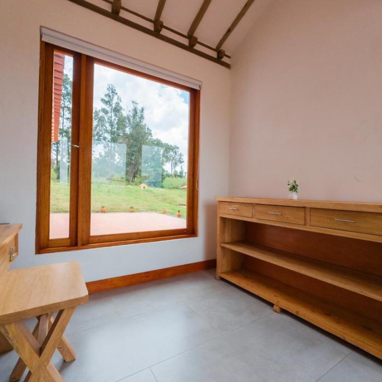 CasaBlanca1 - Three-Bedroom House - 24