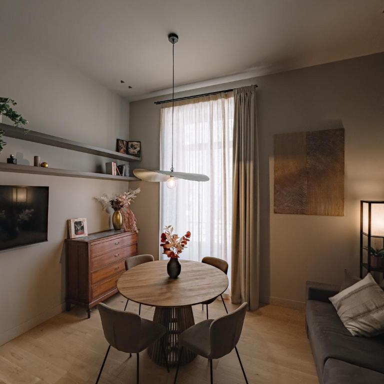 Floris & Silva Apartments - Appartamento Deluxe con 2 Camere da Letto e Balcone - 7
