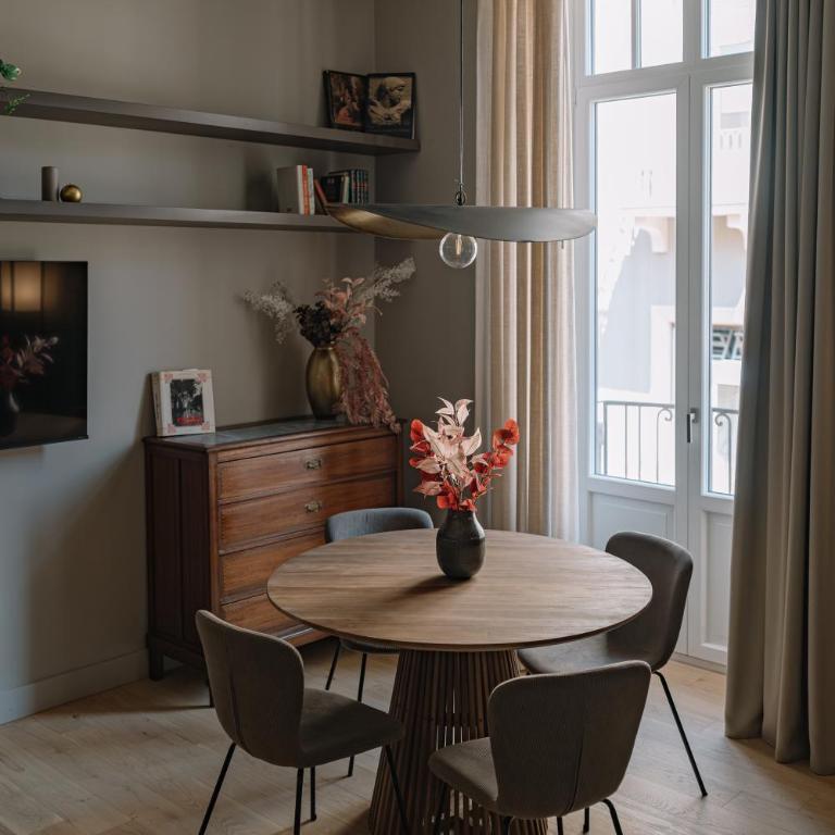 Floris & Silva Apartments - Appartamento Deluxe con 2 Camere da Letto e Balcone - 12
