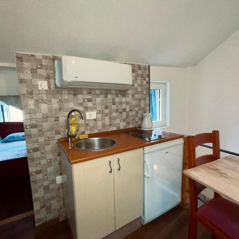 sar 6 - Apartman sa 1 Spavaćom Sobom - 13