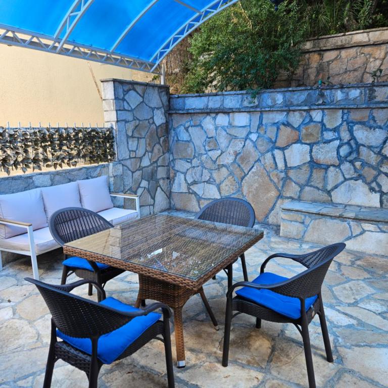 Penthouse apartment Mimoza - Two-Bedroom Apartment - 14